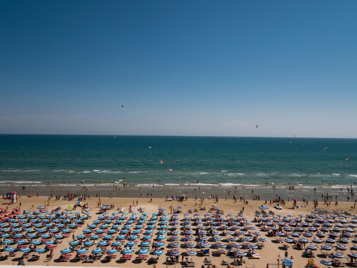 Hotel Europa Senigallia Exterior photo
