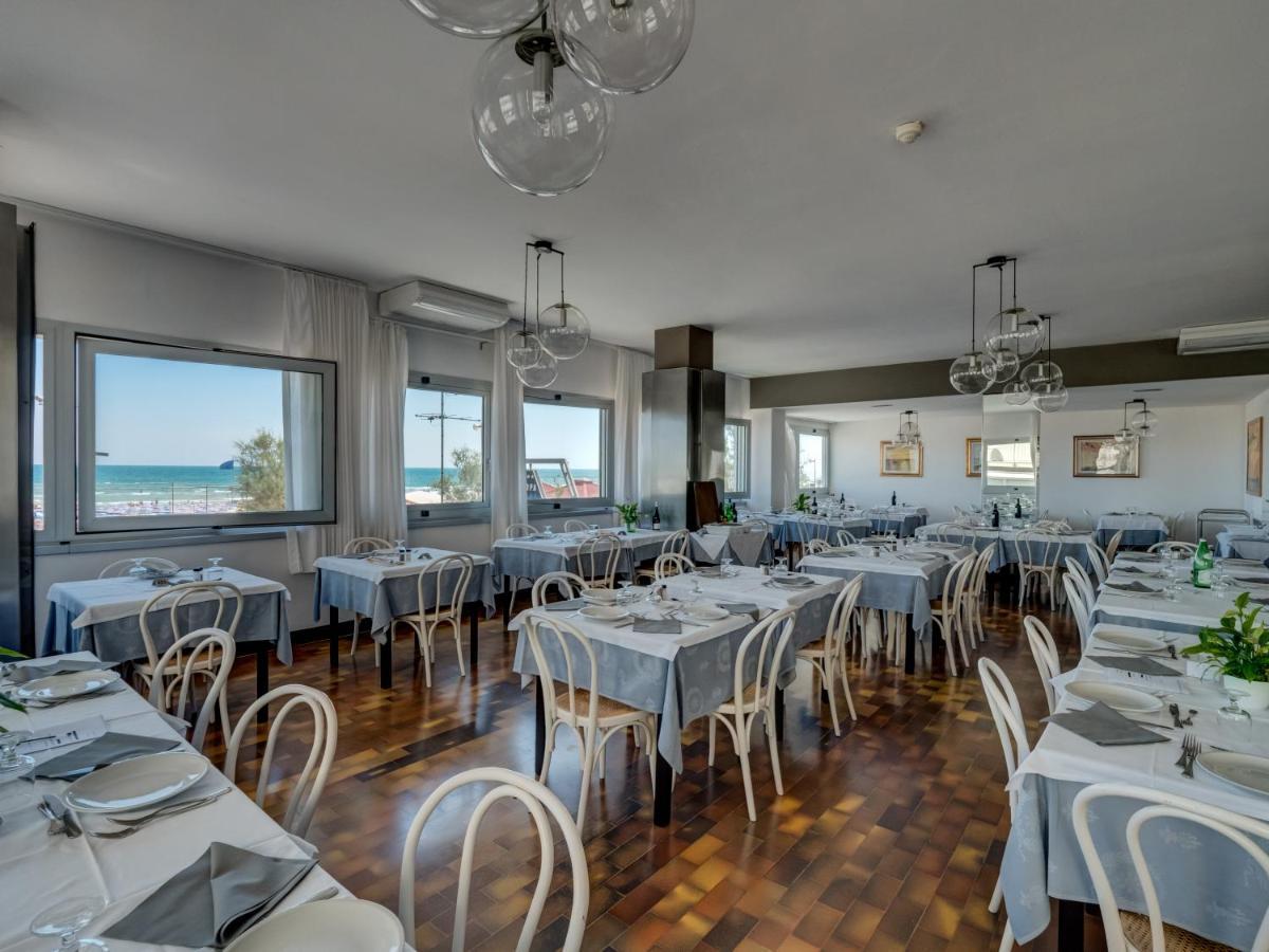 Hotel Europa Senigallia Exterior photo
